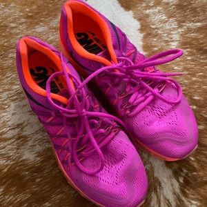 Nike Women’s Flyknit Air Max size 8.5